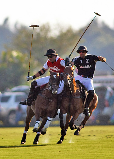 gold-cup-photos-zacara-vs-coca-cola 2 polomagazine.jpg