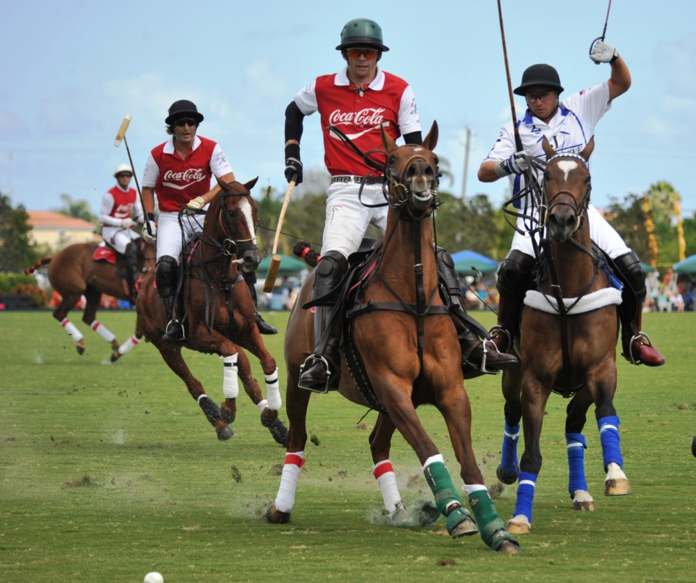 polo 1000x838.25265643447 valiente-defeat-coca-cola-piaget-cup-2013-2 2 polomagazine.jpg