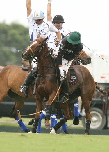photos-of-audi-vs-valiente-in-us-open-play-4-4-13 3 polomagazine.jpg