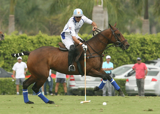 photos-of-audi-vs-valiente-in-us-open-play-4-4-13 4 polomagazine.jpg