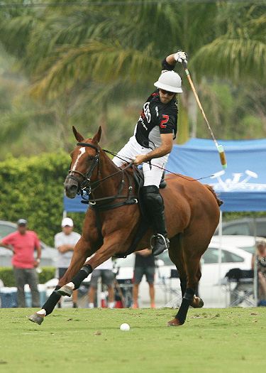 photos-of-audi-vs-valiente-in-us-open-play-4-4-13 6 polomagazine.jpg