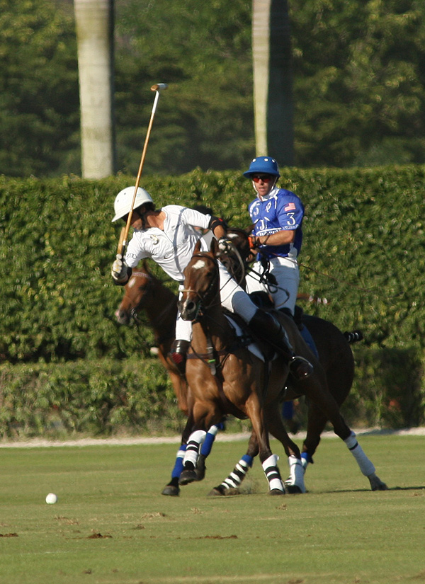 photos-valiente-12-flight-options-10 2 polomagazine.jpg