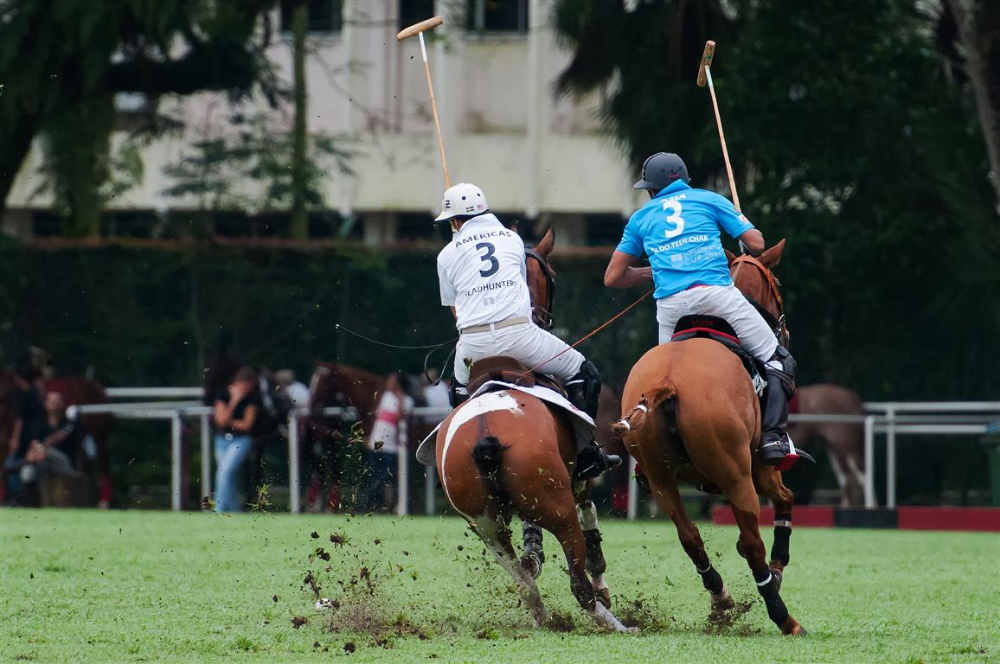 45 Diplomats Cup Marc Hogberg and Satinder Garcha in the brakes