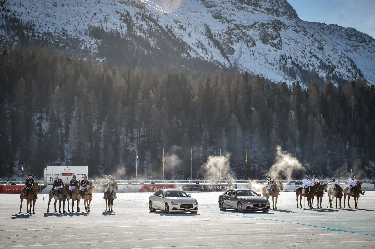 695440407TP067 Maserati Pol